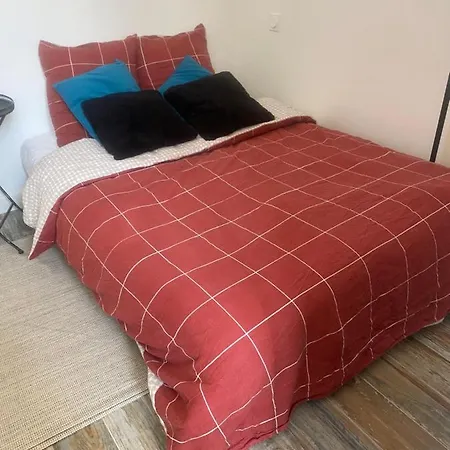 Au Pied Du Centre - Mignon Petit Studio Climatise Apartment